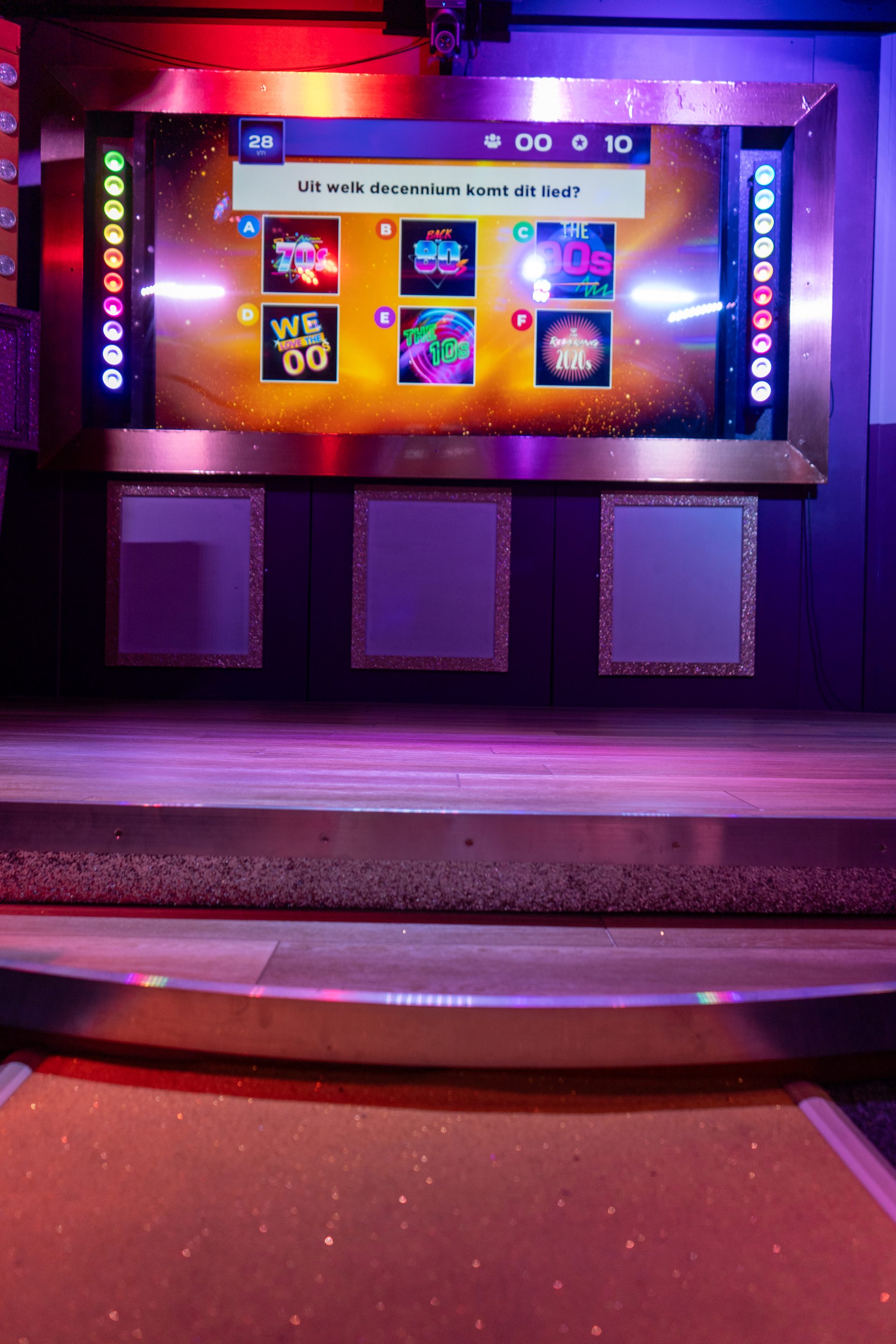 QuizX Arena stage with quiz screen from the player perspective